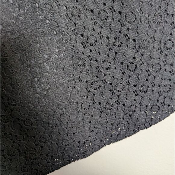 Banana Republic Black Lace Crochet Pencil Straight Skirt Knee Length Womens 2 - Picture 4 of 5